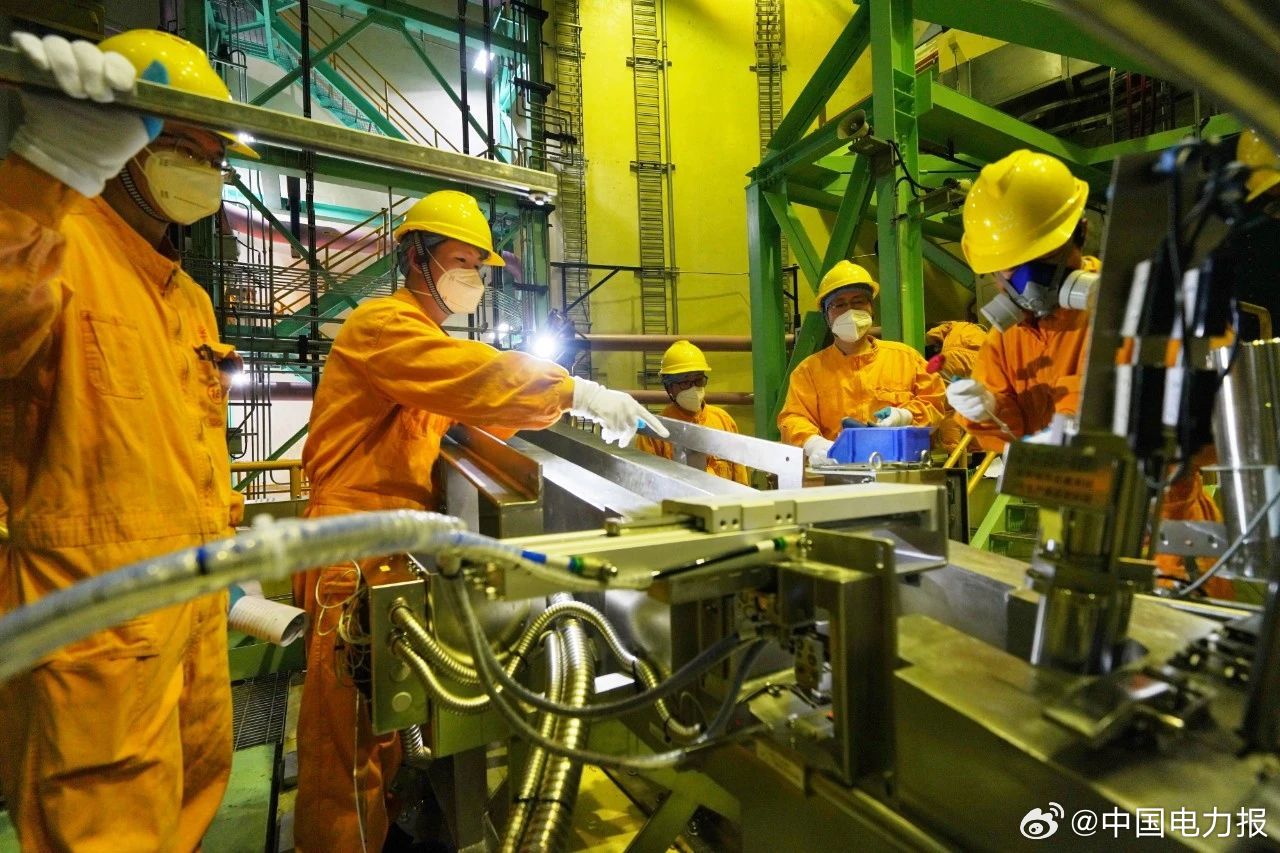 融发核电：公司拥有高温气冷堆/快堆等小型堆核岛主设备关键装备制造技术