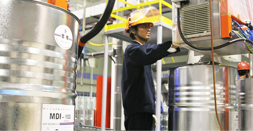 万华化学获得发明专利授权：“一种大通量、抗污染的反渗透膜、制备方法及其应用”