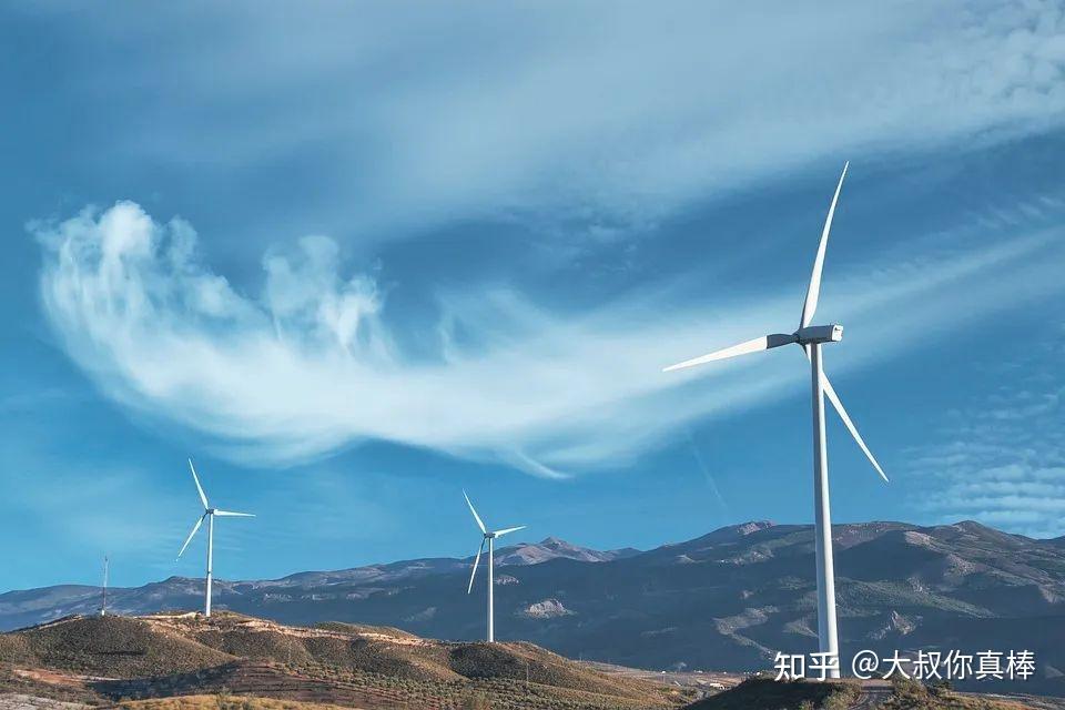 国家发改委：2025年将增加超长期特别国债发行规模，提高国债资金对项目的支持比例