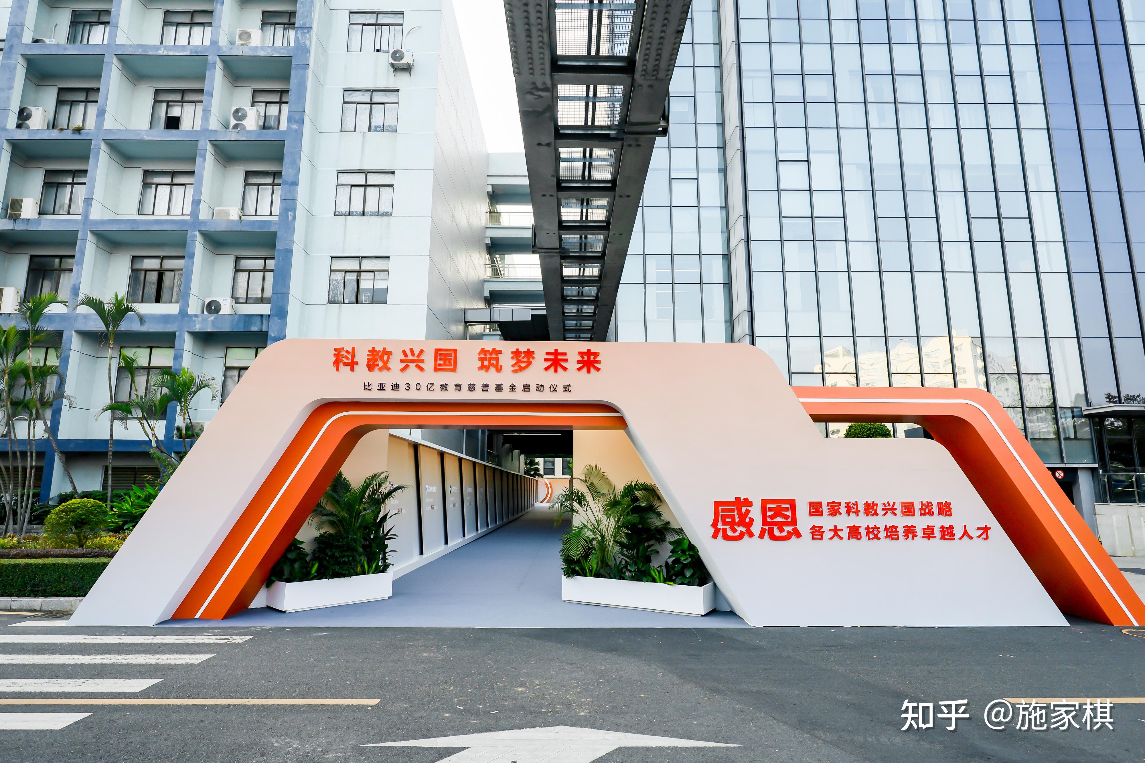 百纳千成：公司将继续坚持“人才领先、机制领先、产品领先”的核心经营理念
